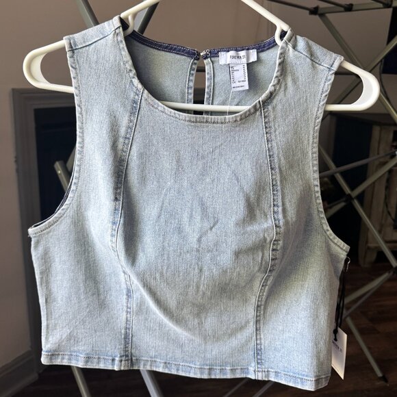 Women's Medium Cropped Shirt - Picture 1 of 2